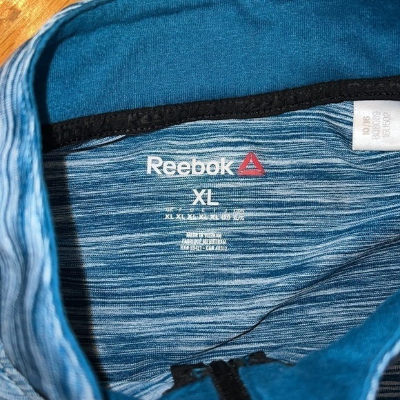Men’s Reebok Quarter Zip Athletic Sweatshirt - Picture 7 of 8